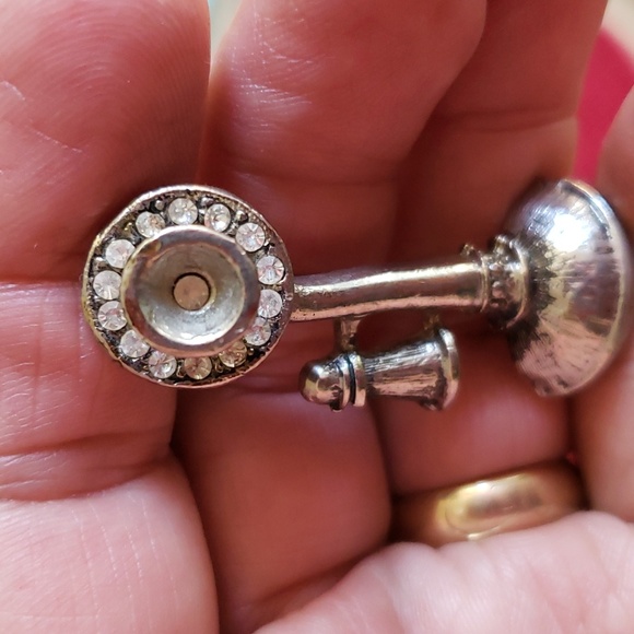 VINTAGE CANDLESTICK TELEPHONE SCATTER BROOCH w/ Diamante Rhinestones EUC - Picture 1 of 11